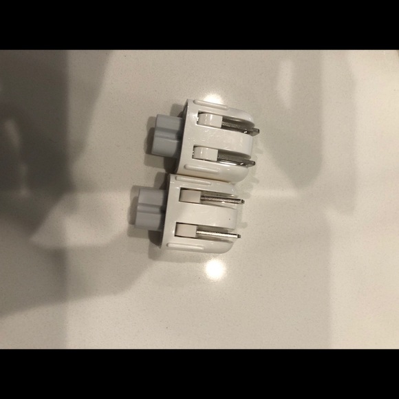 Macbook Duckhead 2-Prong Wall Adapter Plug - Picture 3 of 5